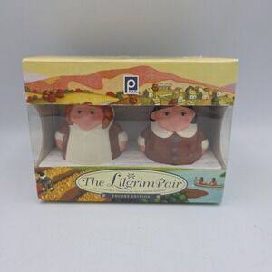 Publix Lilgrim Pilgrim Pair salt pepper shakers in box Thanksgiving